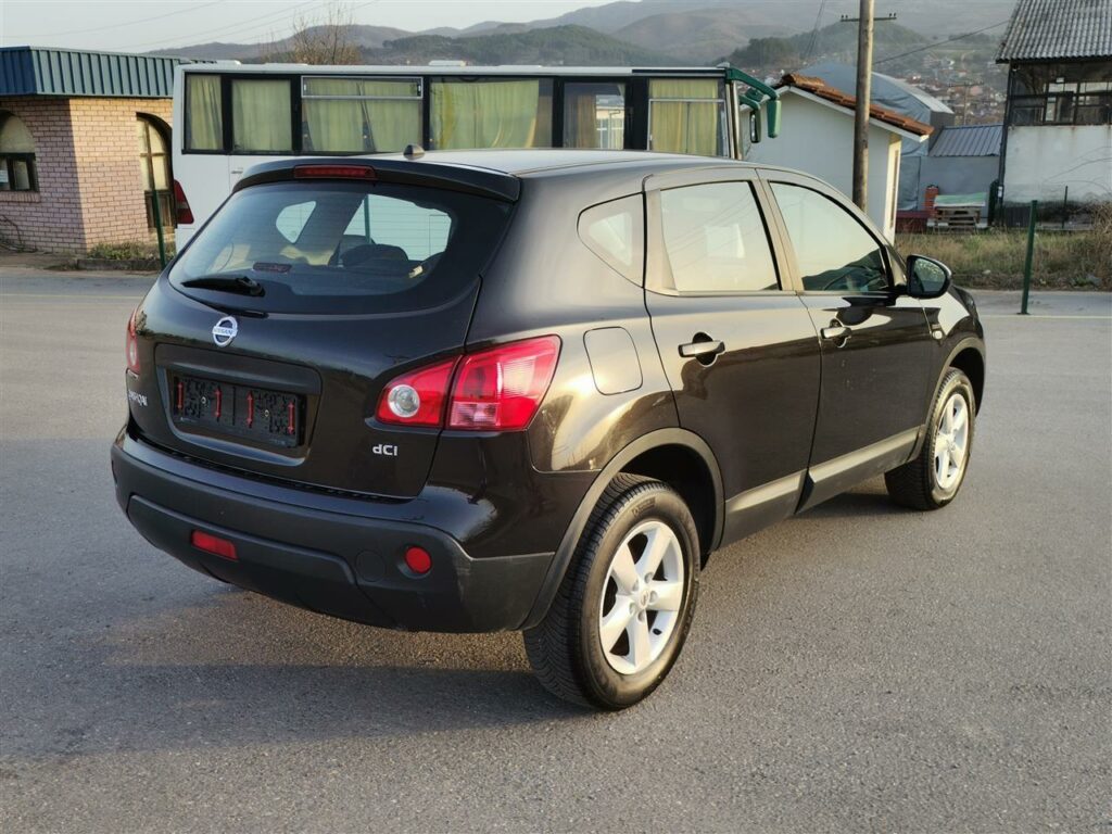 Nissan Qashqai 1.5 DCI