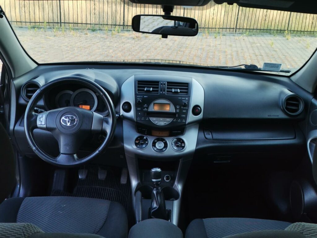 Toyota RAV4 2.2 D-Cat