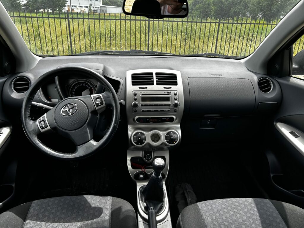 TOYOTA URBAN CRUISER 4X4