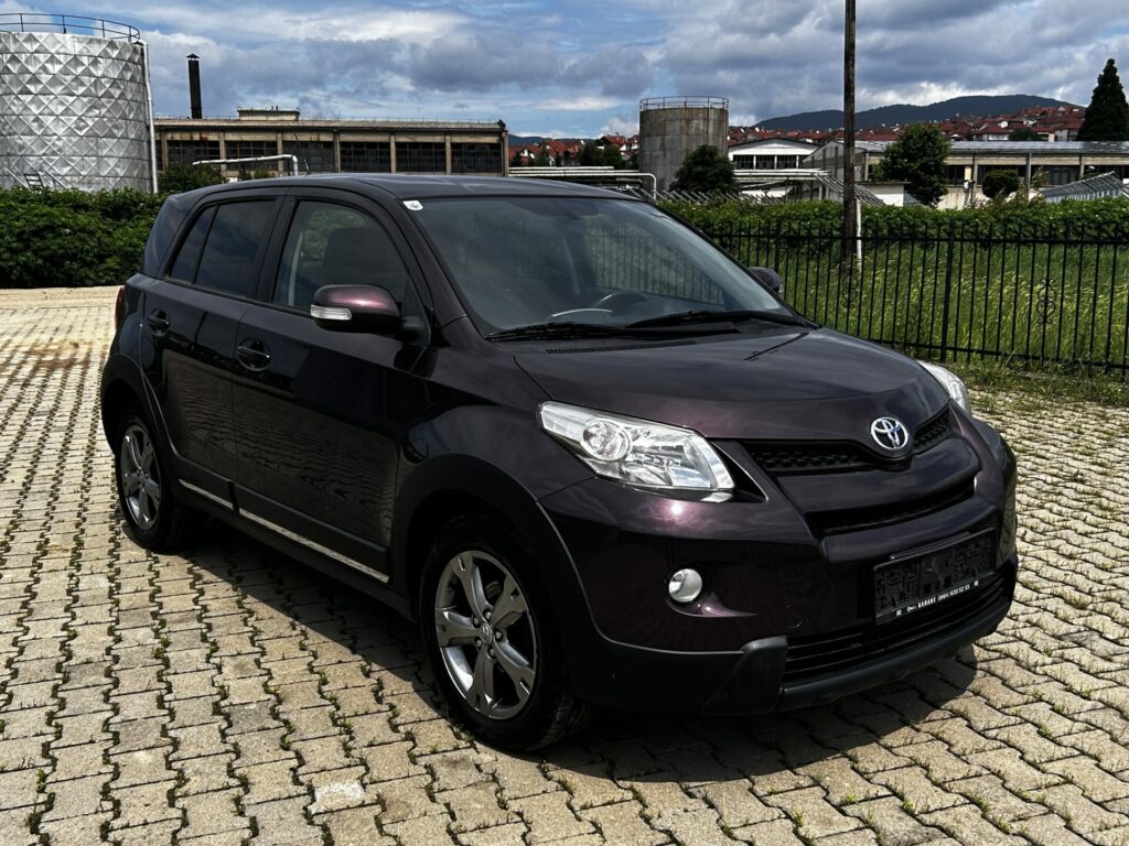 TOYOTA URBAN CRUISER 4X4