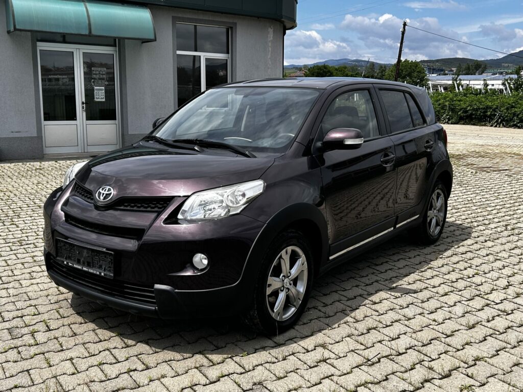 TOYOTA URBAN CRUISER 4X4