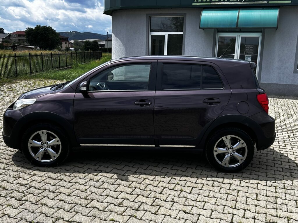 TOYOTA URBAN CRUISER 4X4