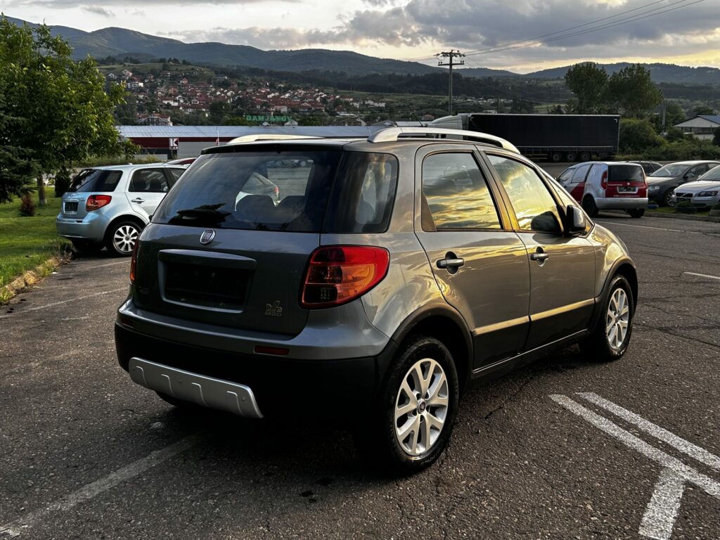 FIAT SEDICI
