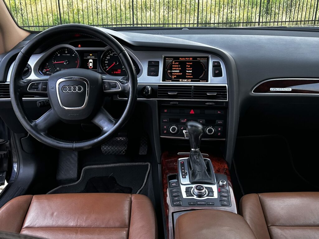 AUDI A6 3.0